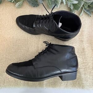 Munro Valencia black leather boots with suede plug women size 8.5 N NARROW